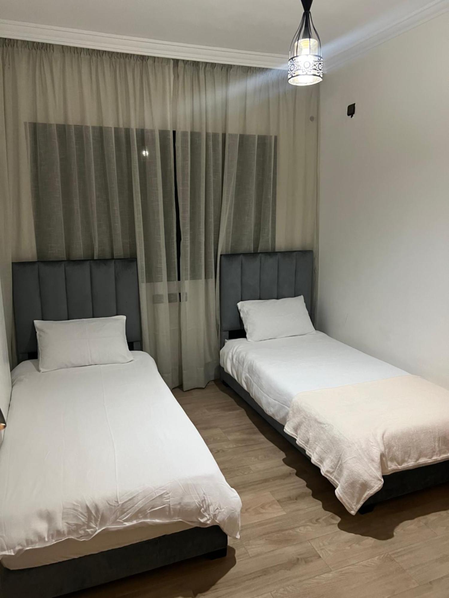 A Hivernage Apartment *